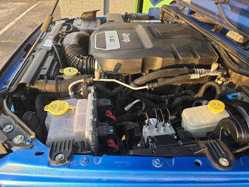 Used 2015 Jeep Wrangler Unlimited Sport w/ Quick Order Package 24S image 48