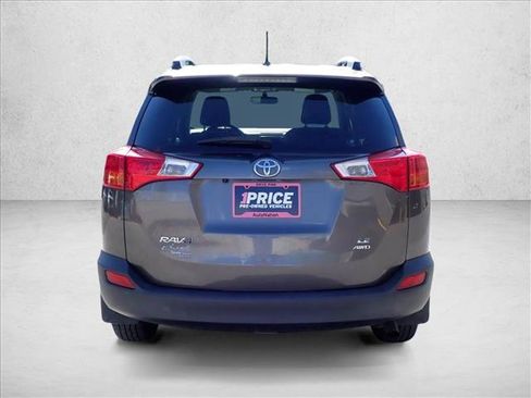 Used 2013 Toyota RAV4 LE AWD/4WD image 2