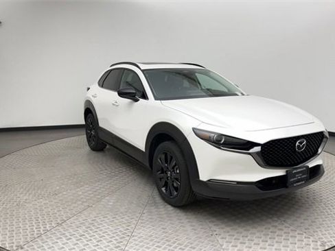 Certified 2025 MAZDA CX-30 2.5 Turbo w/ Premium Package image 8