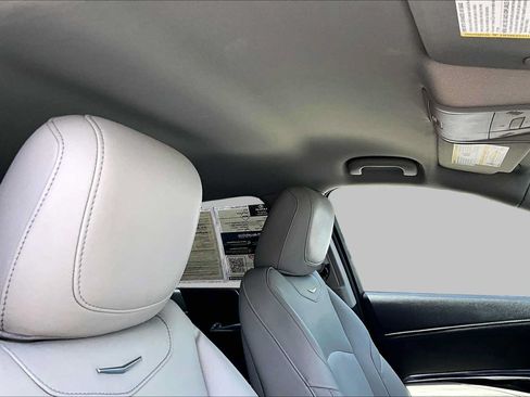 Used 2023 Cadillac XT4 Luxury FWD image 14