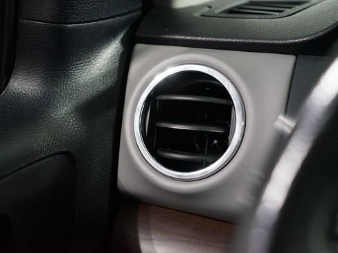 Used 2019 Toyota Tundra Limited image 25