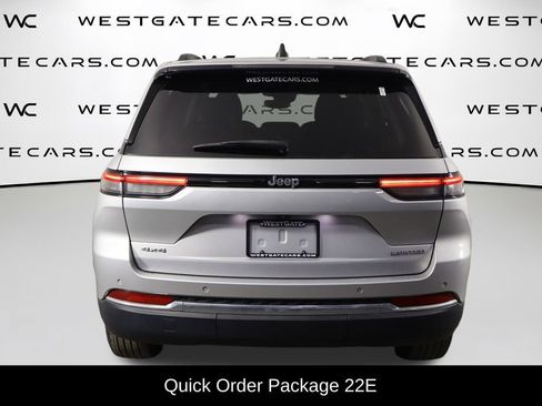 Used 2022 Jeep Grand Cherokee Limited AWD/4WD image 4