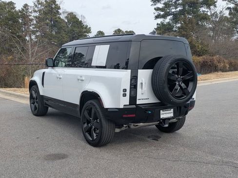 Used 2026 Land Rover Defender 110 X-Dynamic SE AWD/4WD image 7