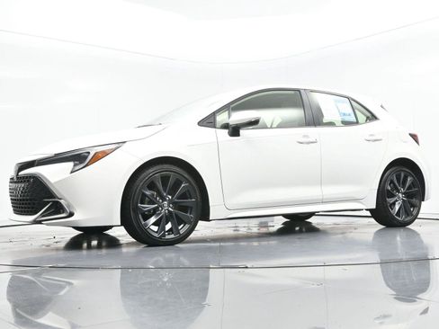 Used 2024 Toyota Corolla XSE FWD image 45
