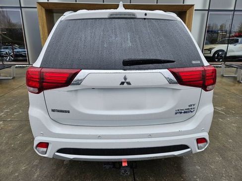 Used 2018 Mitsubishi Outlander GT image 6
