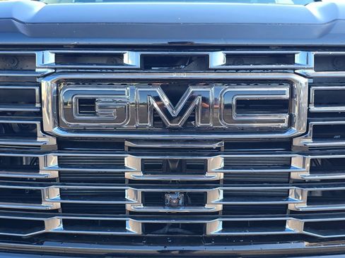 New 2026 GMC Yukon XL Denali Ultimate AWD/4WD image 34