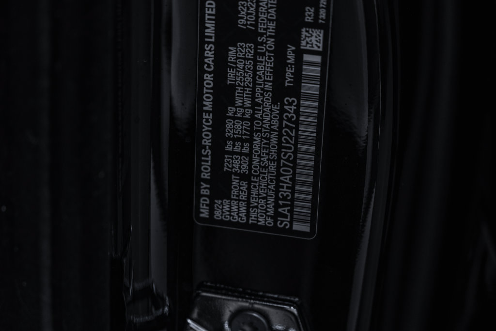 Used 2025 Rolls-Royce Cullinan AWD/4WD image 49