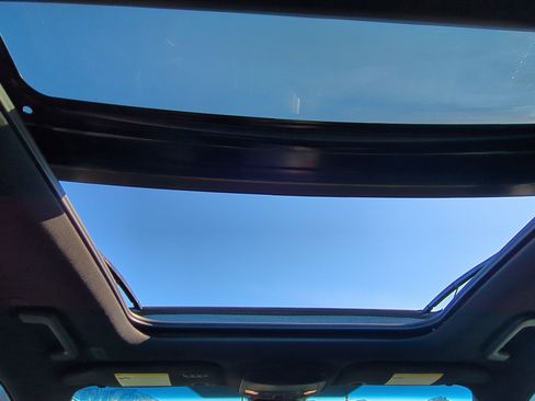 Used 2019 Ford Edge ST w/ Convenience Package image 28