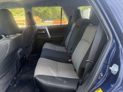 Used 2015 Toyota 4Runner SR5 AWD/4WD image 18