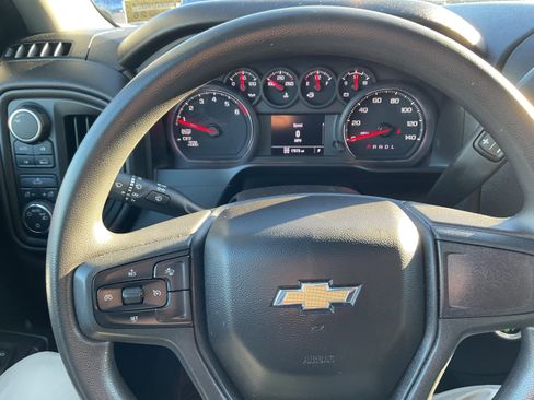 Used 2022 Chevrolet Silverado 1500 W/T w/ WT Value Package image 9