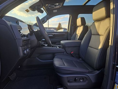 New 2026 Chevrolet Suburban RST w/ Advanced Technology Package image 14