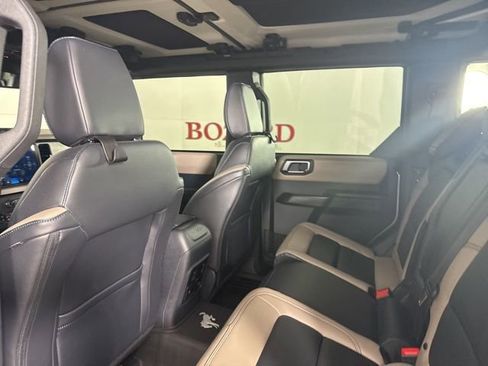 Used 2024 Ford Bronco Wildtrak image 14