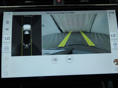 Used 2024 Land Rover Range Rover Velar Dynamic SE image 16