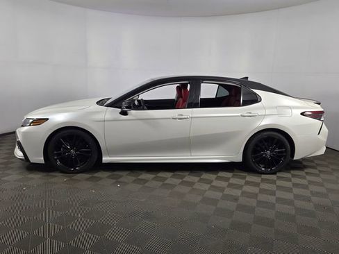 Used 2022 Toyota Camry XSE w/ Navigation Upgrade Package image 4