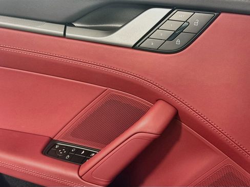 Certified 2026 Porsche 911 Carrera 4S AWD/4WD image 19