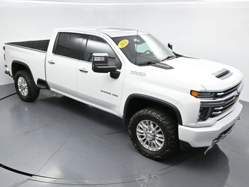 Used 2022 Chevrolet Silverado 2500 High Country AWD/4WD image 43