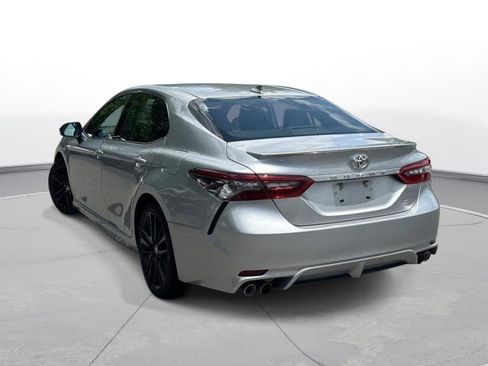 Used 2024 Toyota Camry XSE FWD image 8