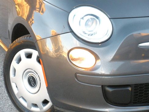 Used 2014 FIAT 500 Pop image 3