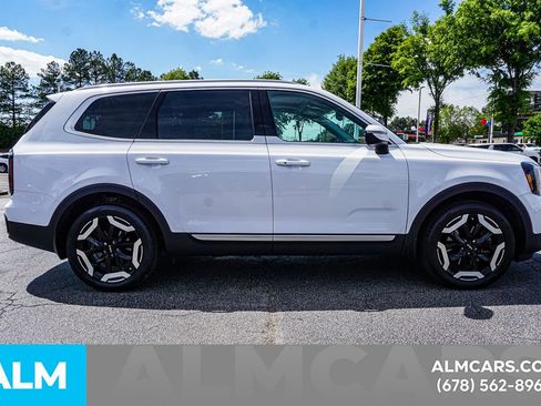 Used 2024 Kia Telluride EX FWD image 9
