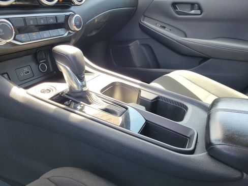 Certified 2024 Nissan Sentra S FWD image 29