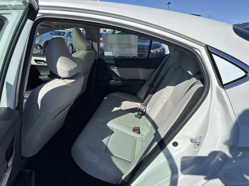 New 2026 Toyota Camry XLE image 9