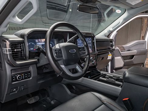 Used 2026 Ford F350 Lariat AWD/4WD image 18
