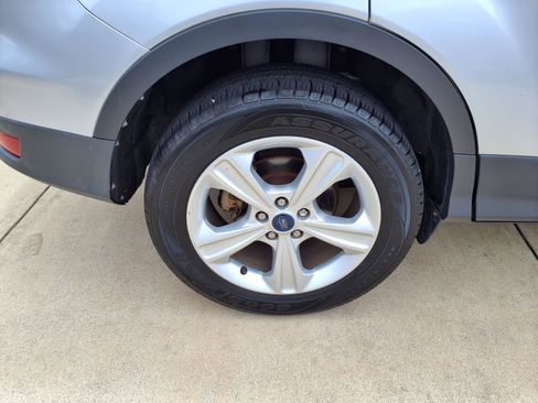Used 2016 Ford Escape SE AWD/4WD image 27