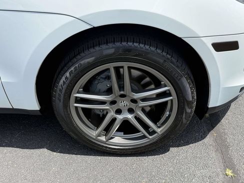 Used 2019 Porsche Macan S AWD/4WD image 7