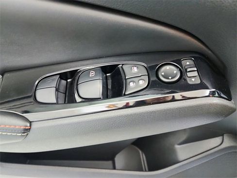 Used 2024 Nissan Altima 2.0 SR image 31