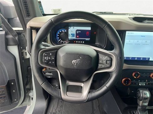 Used 2022 Ford Bronco Wildtrak image 13