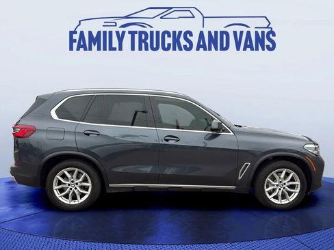 Used 2019 BMW X5 xDrive40i w/ Premium Package 2 image 6