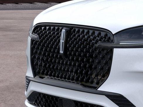 New 2026 Lincoln Aviator Black Label w/ Black Label Special Edition AWD/4WD image 17