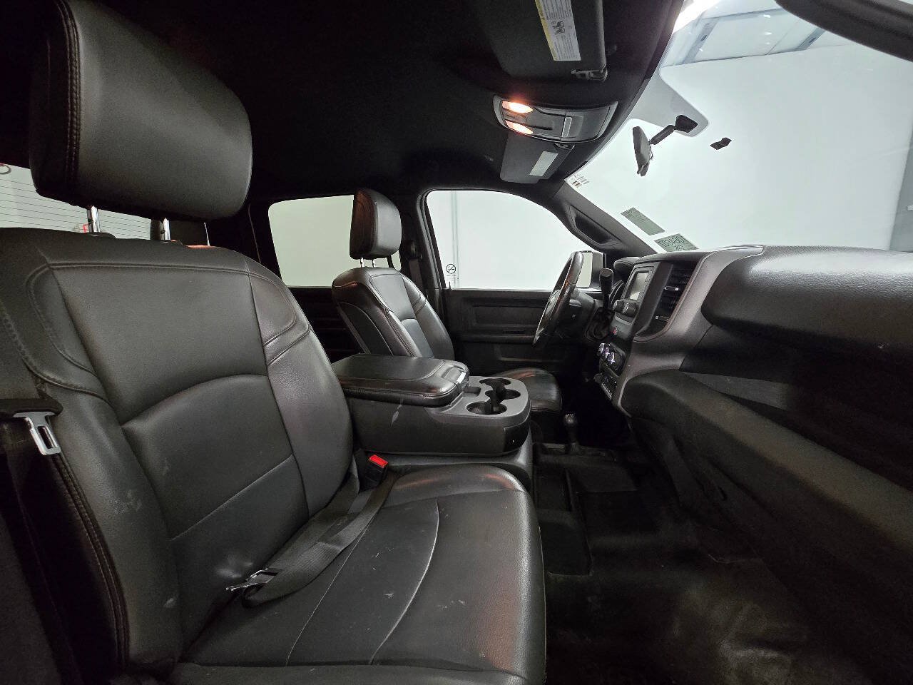 Used 2022 RAM 2500 Tradesman w/ Chrome Appearance Group AWD/4WD image 15