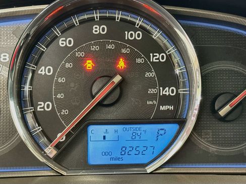 Used 2015 Toyota RAV4 Limited AWD/4WD image 12