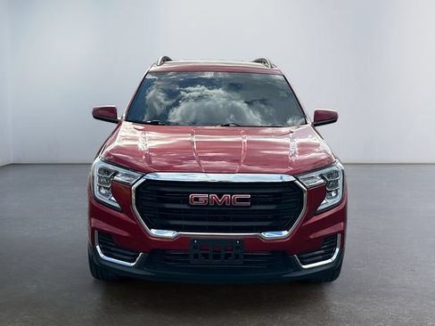 Used 2022 GMC Terrain SLE w/ Driver Convenience Package AWD/4WD image 8