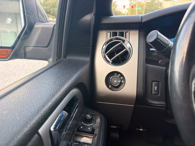 Used 2017 Ford Expedition EL Limited RWD image 14