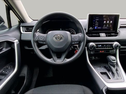 Used 2023 Toyota RAV4 LE FWD image 6