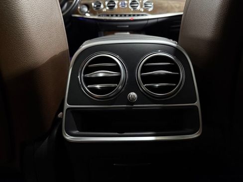 Used 2015 Mercedes-Benz S 550 4MATIC Sedan w/ Sport Package image 48