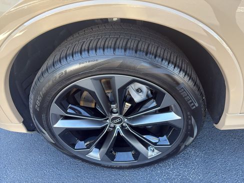 Used 2025 Audi Q7 3.0T Premium Plus image 6