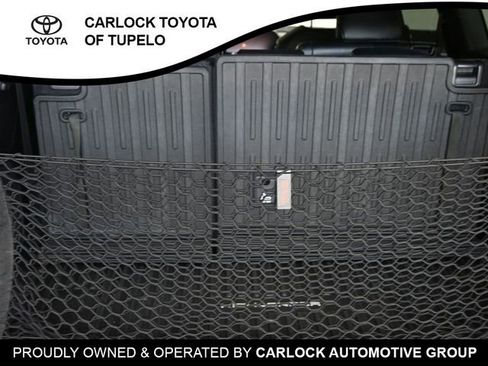 Used 2023 Toyota Highlander XSE AWD/4WD image 36