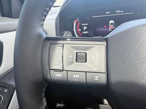 Certified 2025 Nissan Rogue SL w/ SL Premium Package image 10