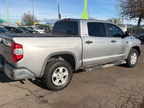 Used 2015 Toyota Tundra SR5 image 3