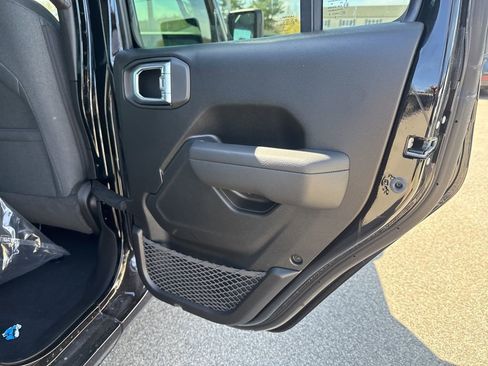 New 2026 Jeep Wrangler Unlimited Sport AWD/4WD image 25