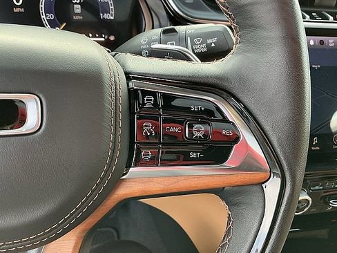 Used 2023 Jeep Grand Cherokee L Summit image 31