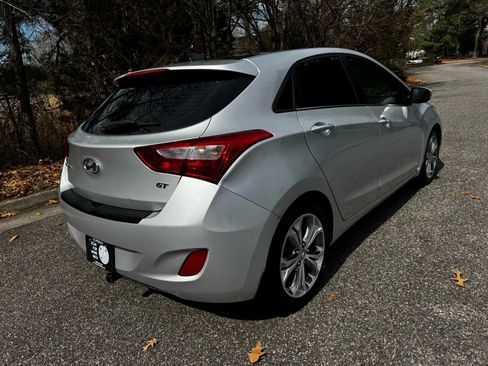 Used 2013 Hyundai Elantra GT w/ Style Pkg image 7