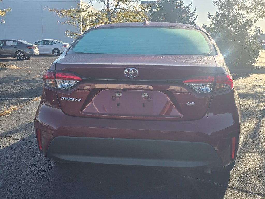 Used 2024 Toyota Corolla LE FWD image 6