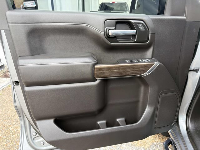 Used 2022 Chevrolet Silverado 1500 LT AWD/4WD image 24