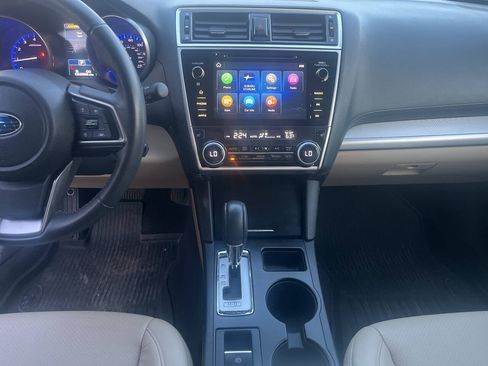 Used 2019 Subaru Outback 2.5i Premium AWD/4WD image 8
