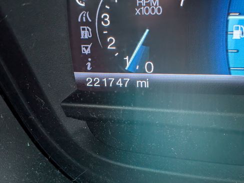 Used 2013 Ford Explorer Limited image 22