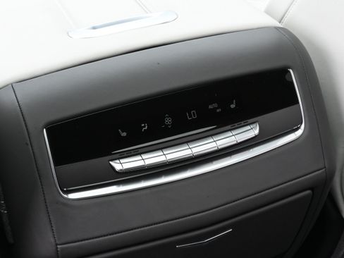 Used 2026 Cadillac Escalade Platinum Sport w/ LPO, ONYX Package AWD/4WD image 34
